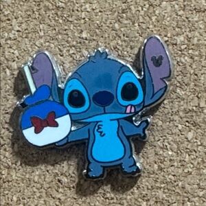 5/$25 Shanghai Disneyland Stitch Donald Duck Caramel Apple Hidden Mickey Trading